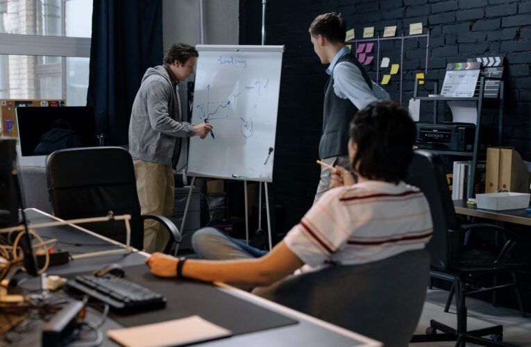 Jak wygląda venture building jako model tworzenia startupów?
