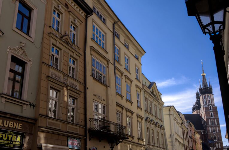 Jak wybrać agencję turystyczną i sprawdzić jej rzetelność?